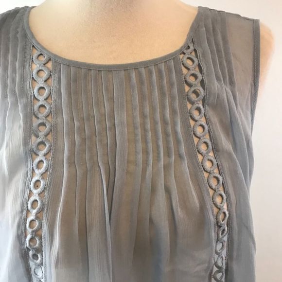 BEBE‎ Women Blue Chiffon Tayler Sleeveless Top Small NWT - Picture 2 of 6